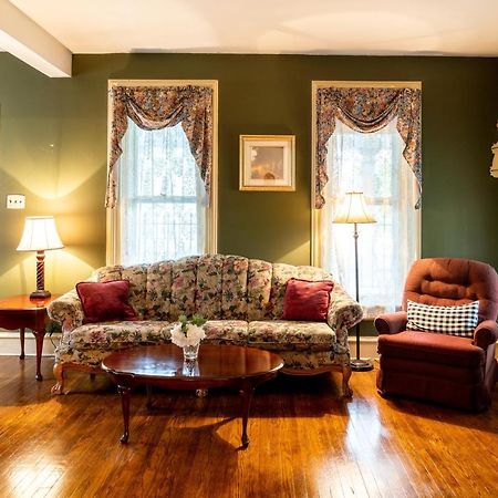 Charming Executive Victorian Mansion W/ Free Parking - Near Bucknell Villa Milton Exterior photo